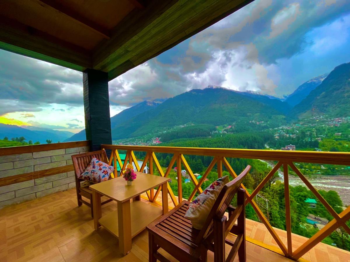 Naina Spring Resort, Manali - Away From City Hustle