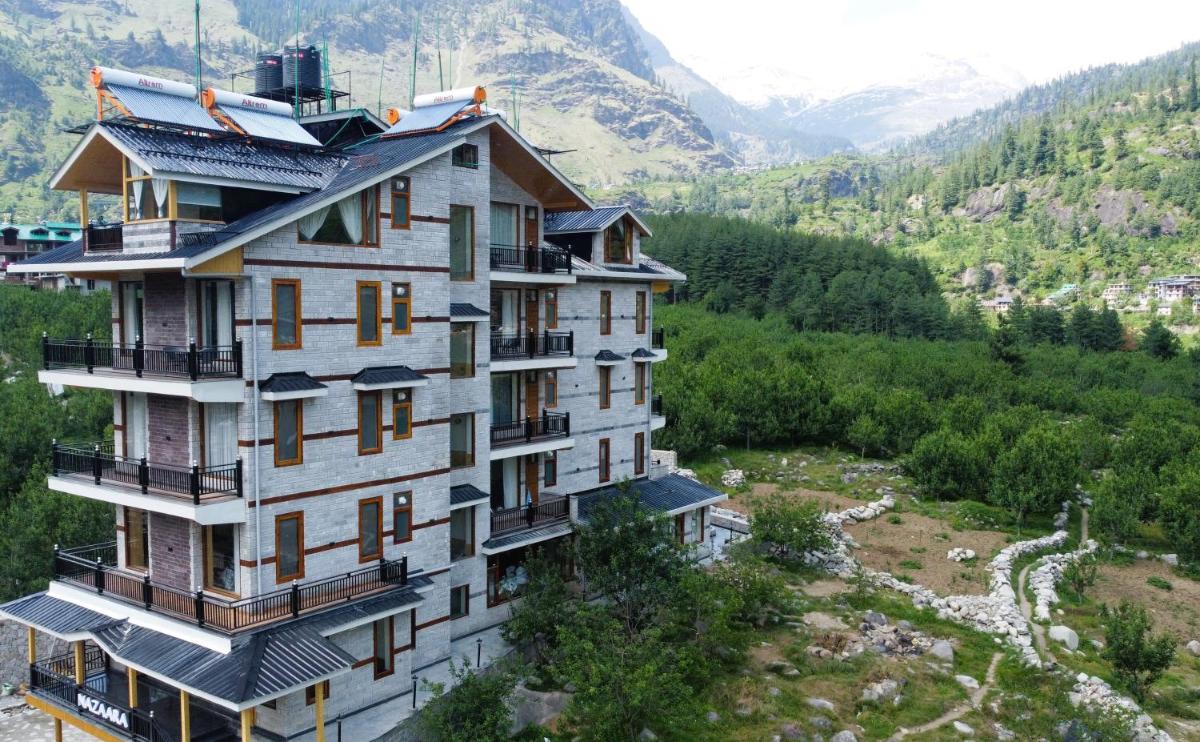 Nazaara - A Luxe Retreat