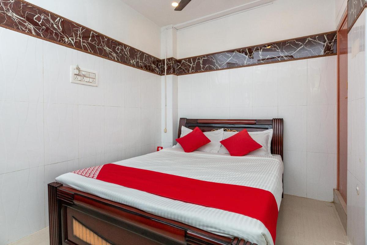 OYO 19396 Cristal Residency