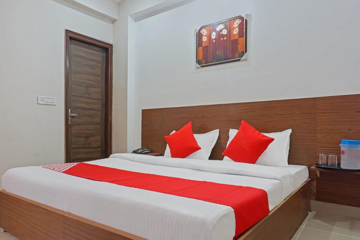 OYO 37169 Hotel Quadis