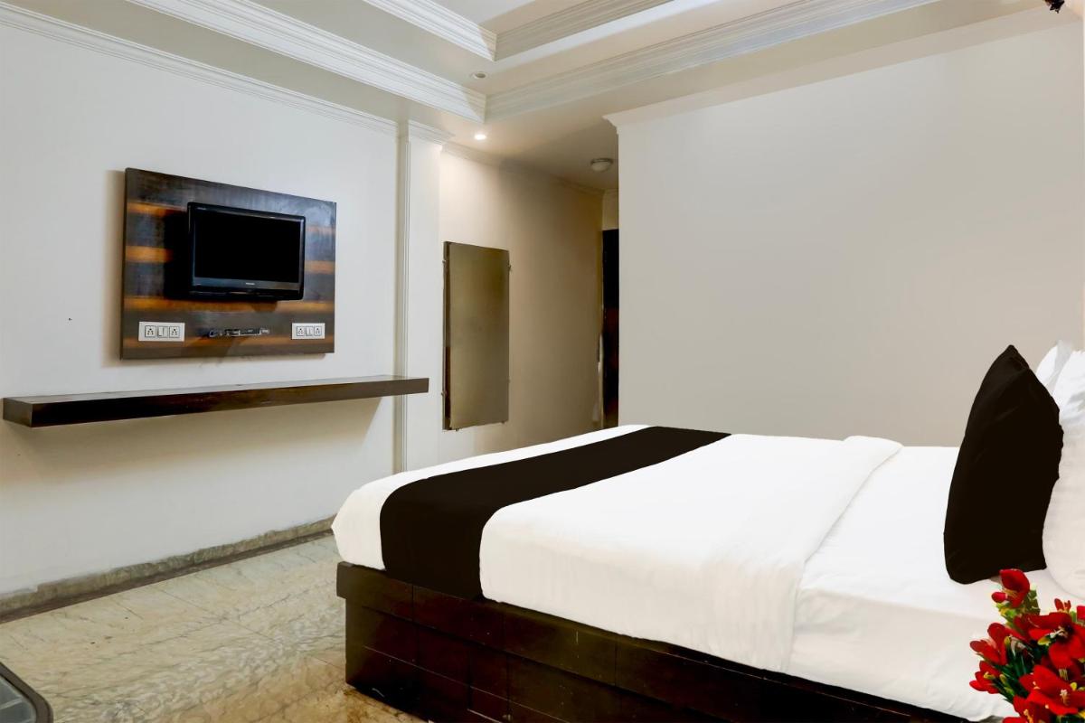 OYO 46902 Hotel The Grace Delhi