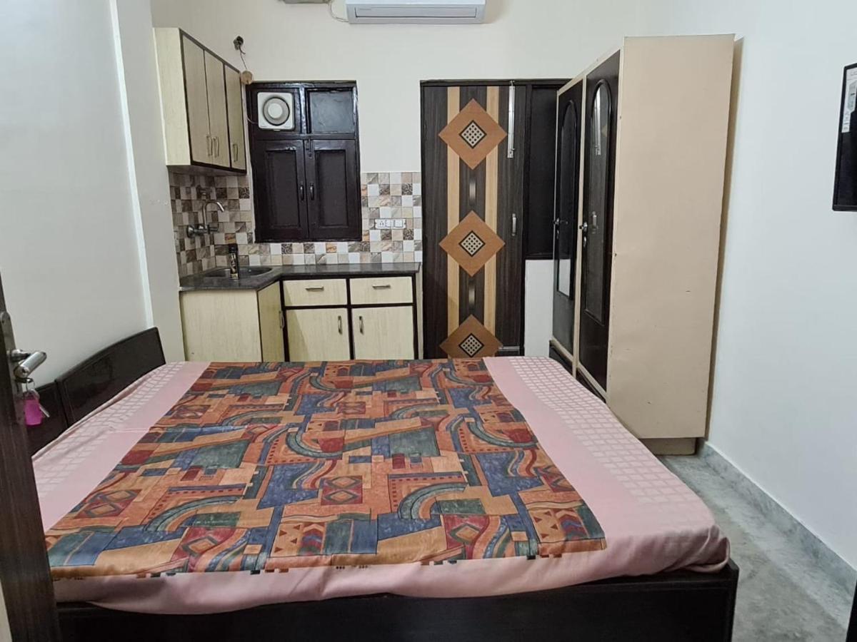 OYO Amar Hotel Near Appu Ghar