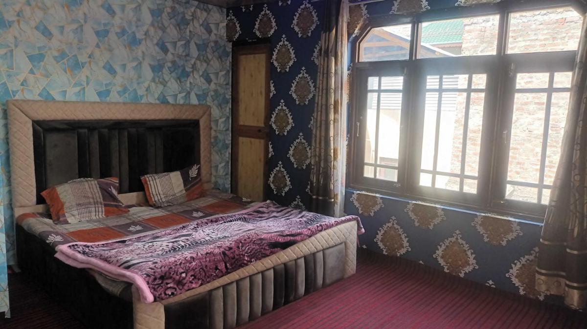 OYO Bareen Home Stay