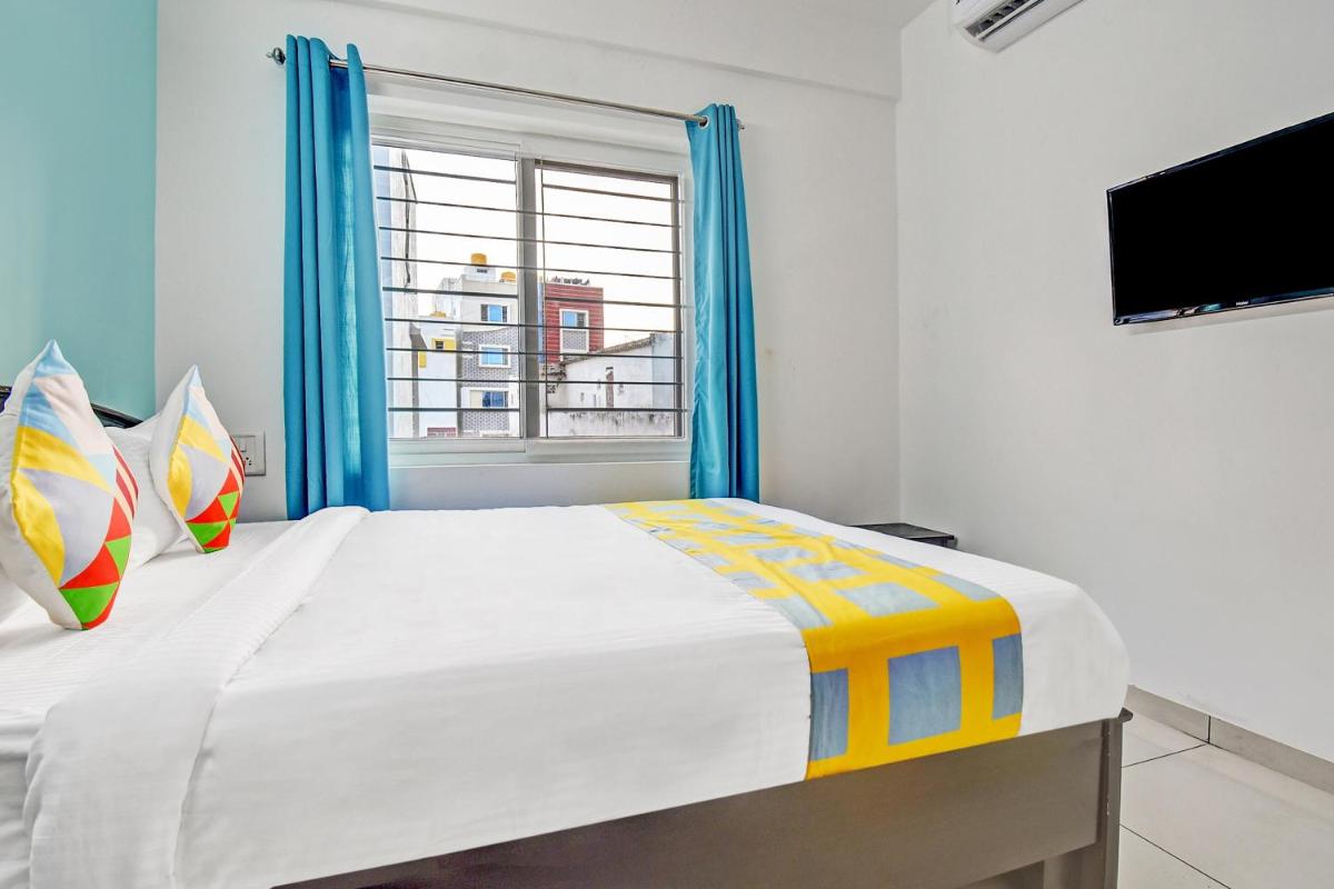 OYO Crystal Inn