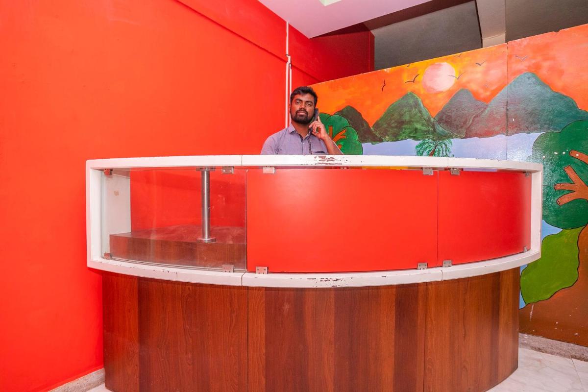 OYO Flagship 28067 Shree Stays