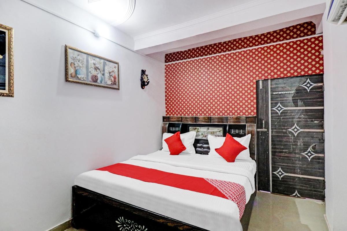 OYO Flagship 77923 Hotel Olive In