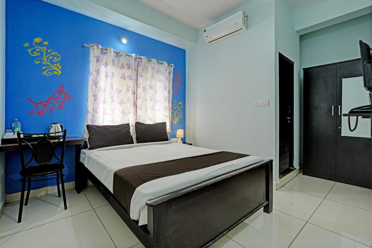 OYO Flagship 81266 Slv Hotel