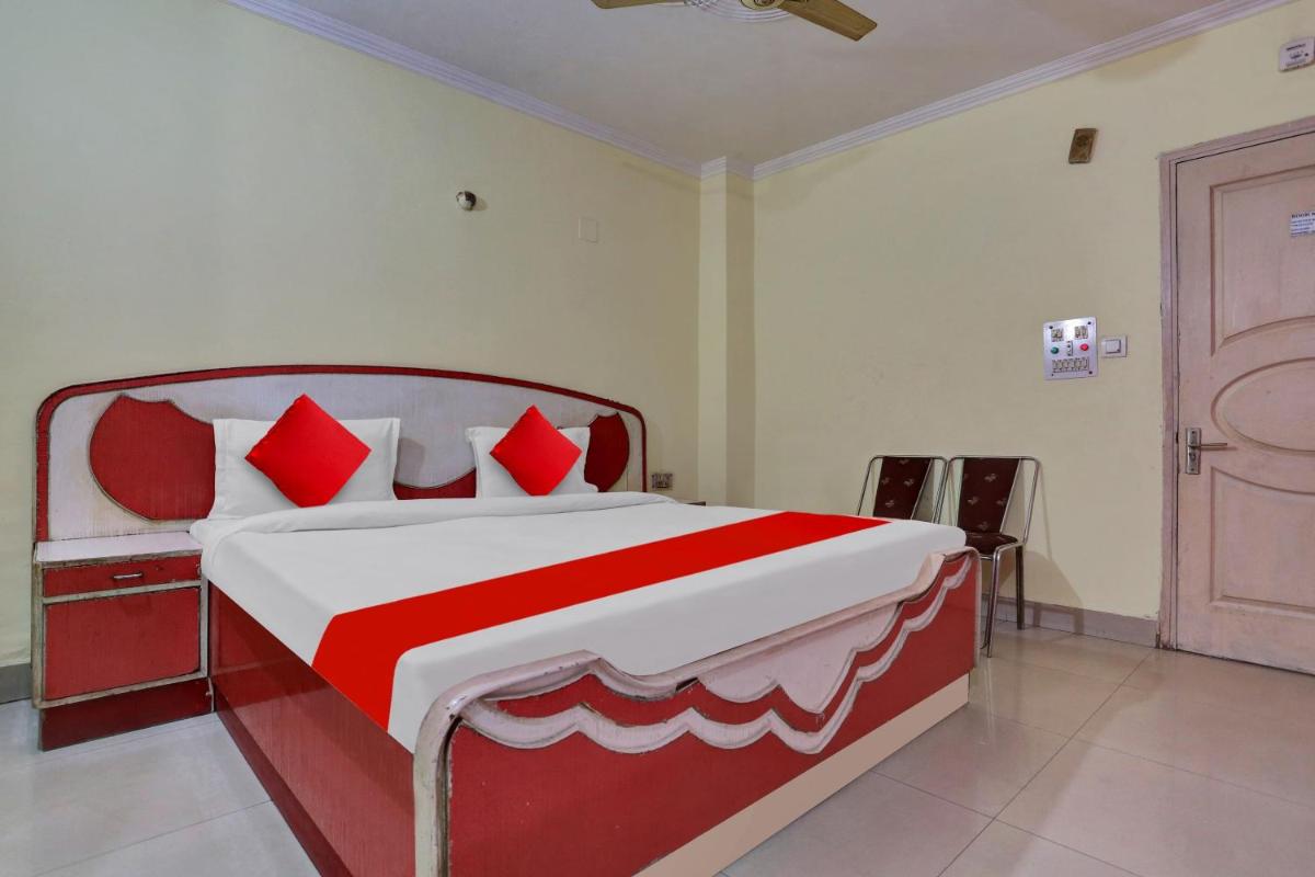 OYO Flagship 81306 Abhishek Residency