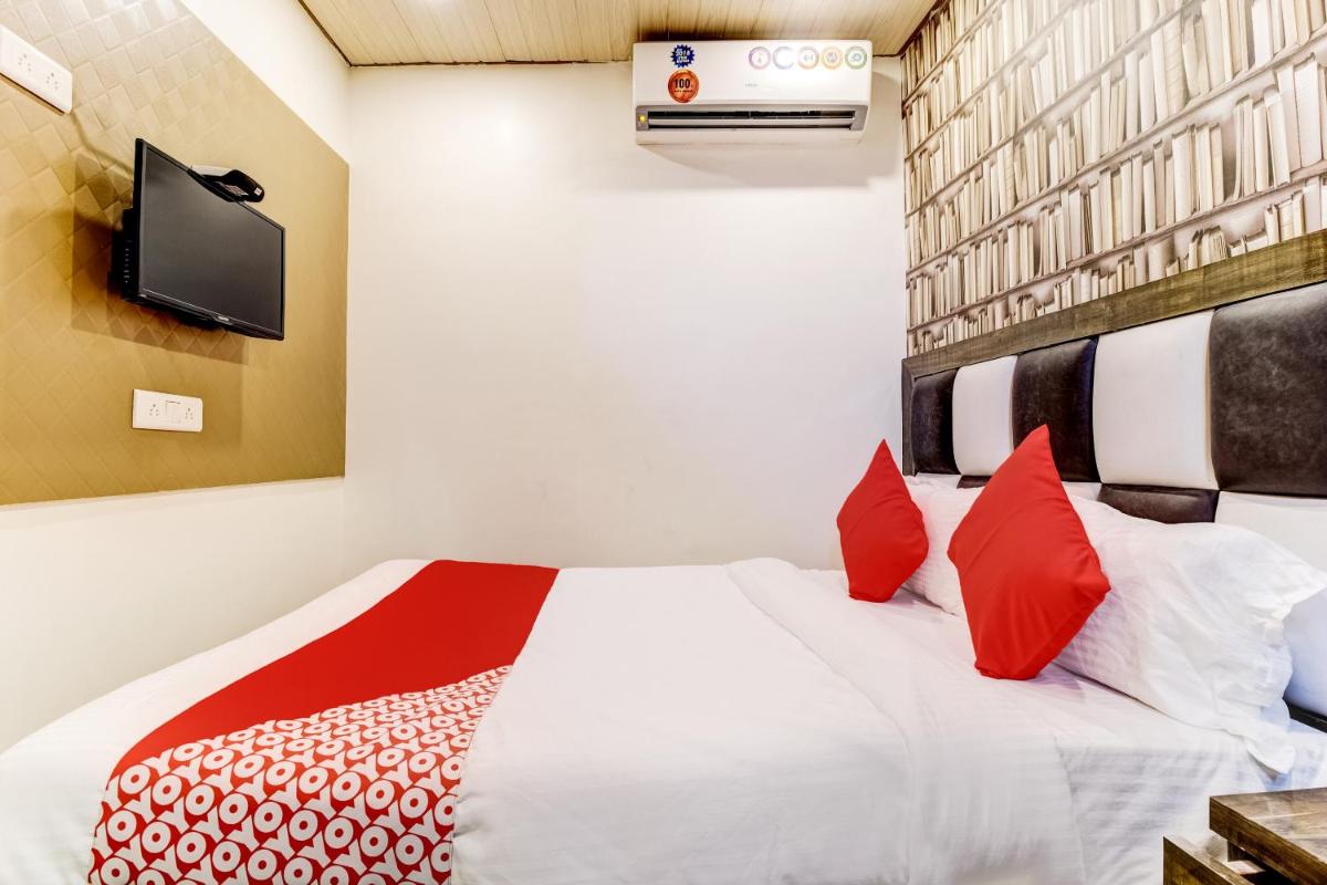 OYO Flagship Hotel Qubic