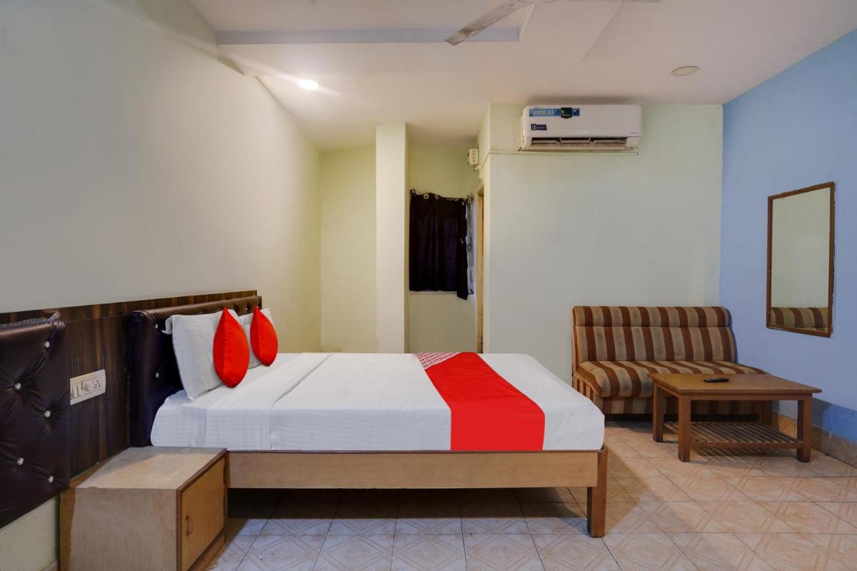 OYO Flagship HOTEL SREE SIMRAN PALACE