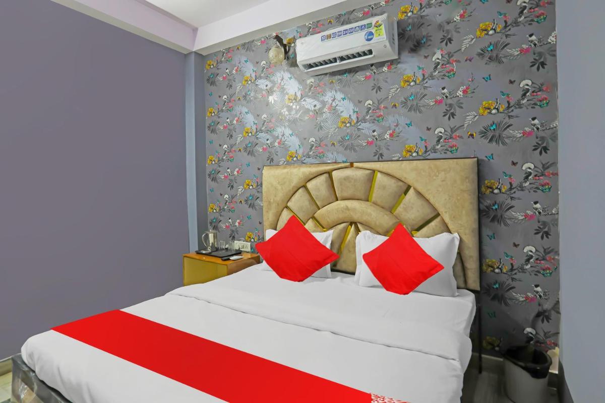 OYO Flagship Mannt Stay