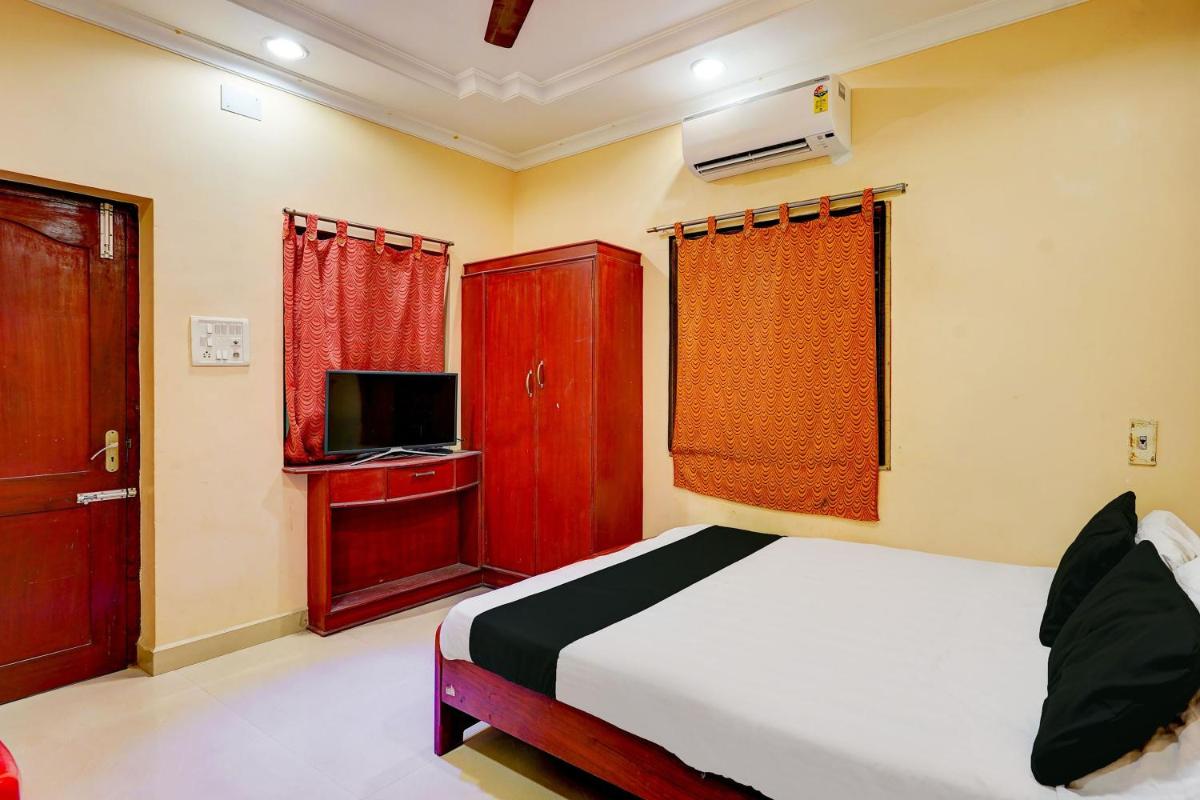 OYO Flagship Sri Krishna Mahal