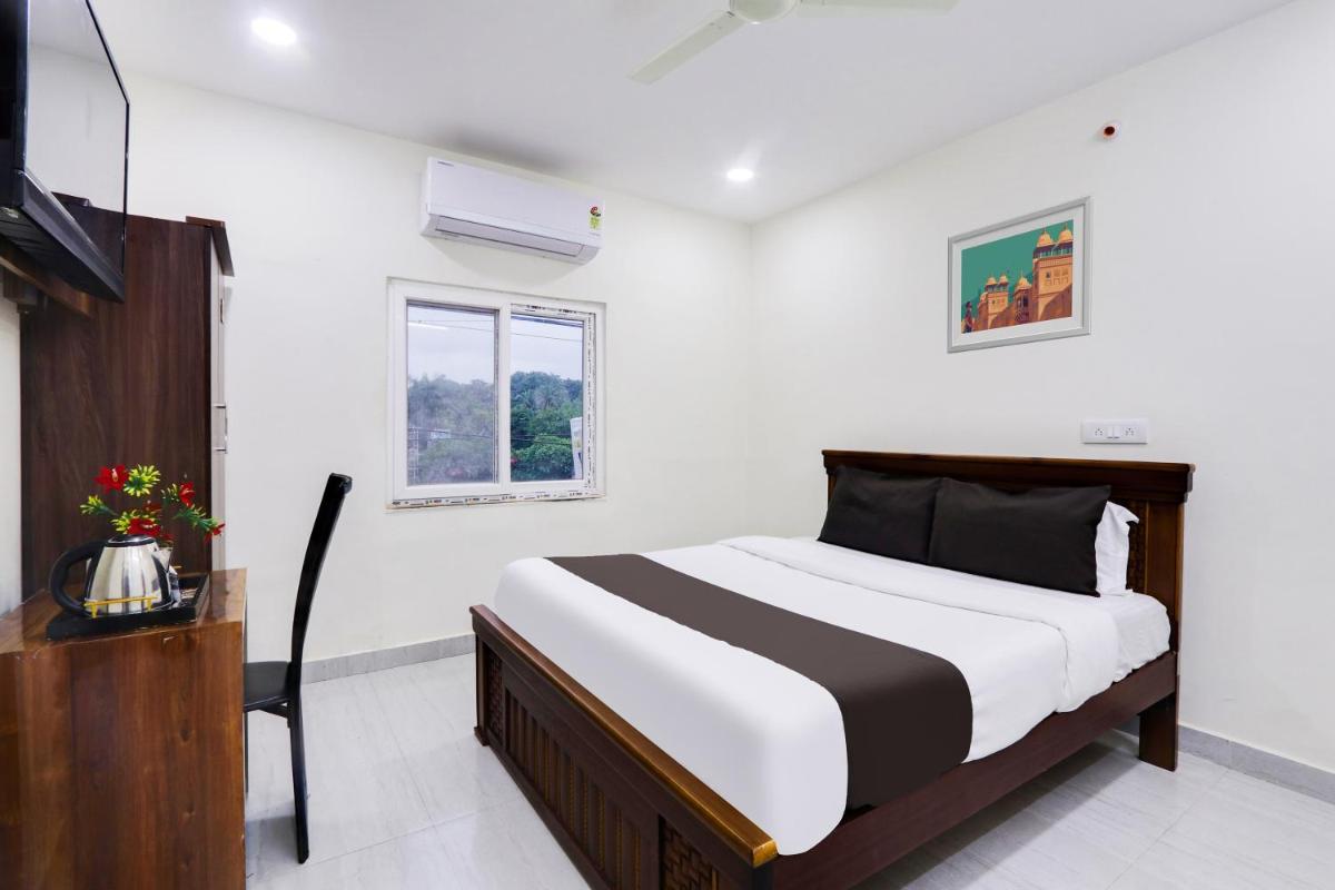 OYO Honey Rooms