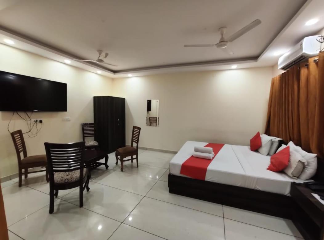 OYO Hotel Aerotech