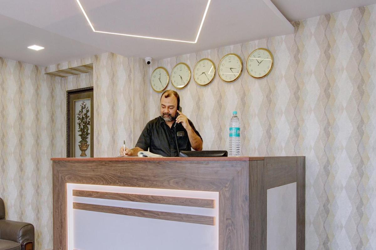 OYO Hotel Blue Inn