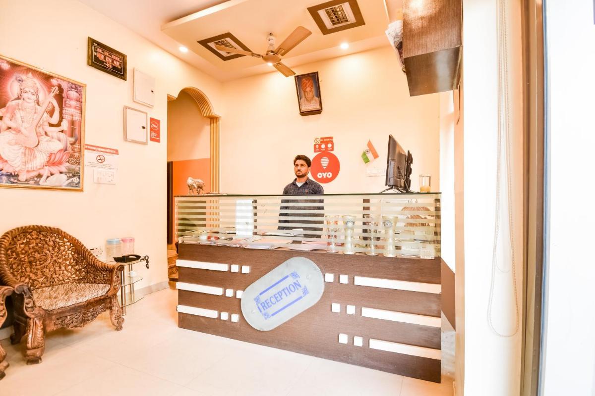 OYO Hotel Govindam Palaza