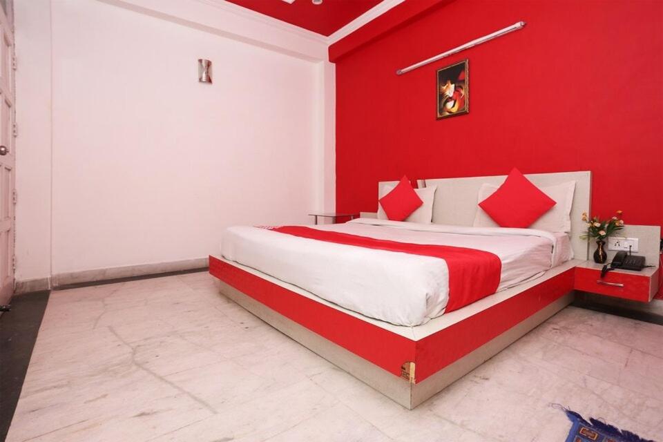 OYO Hotel NV Residency