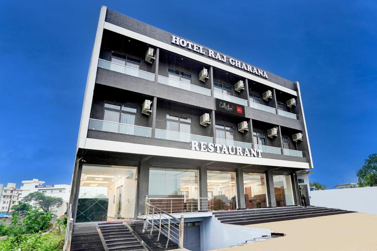 OYO Hotel Raj Gharana