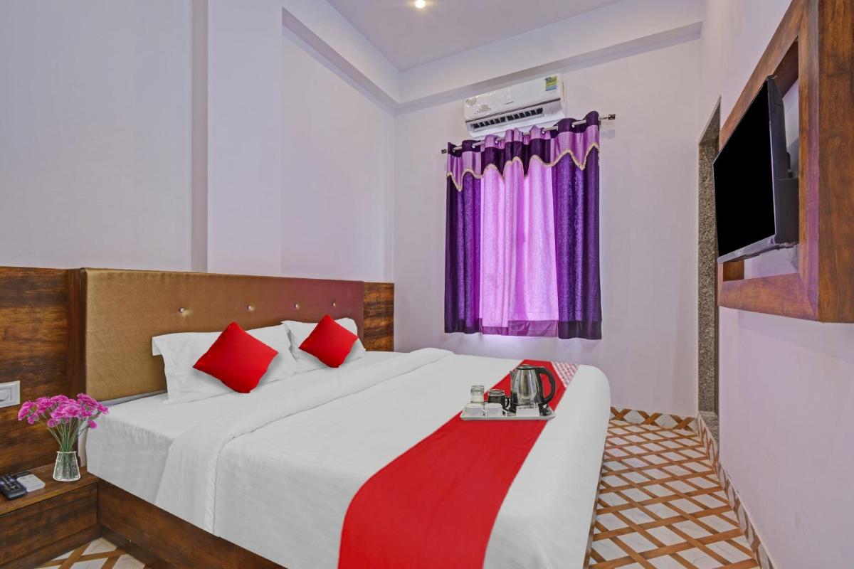 OYO Hotel Raj Palace