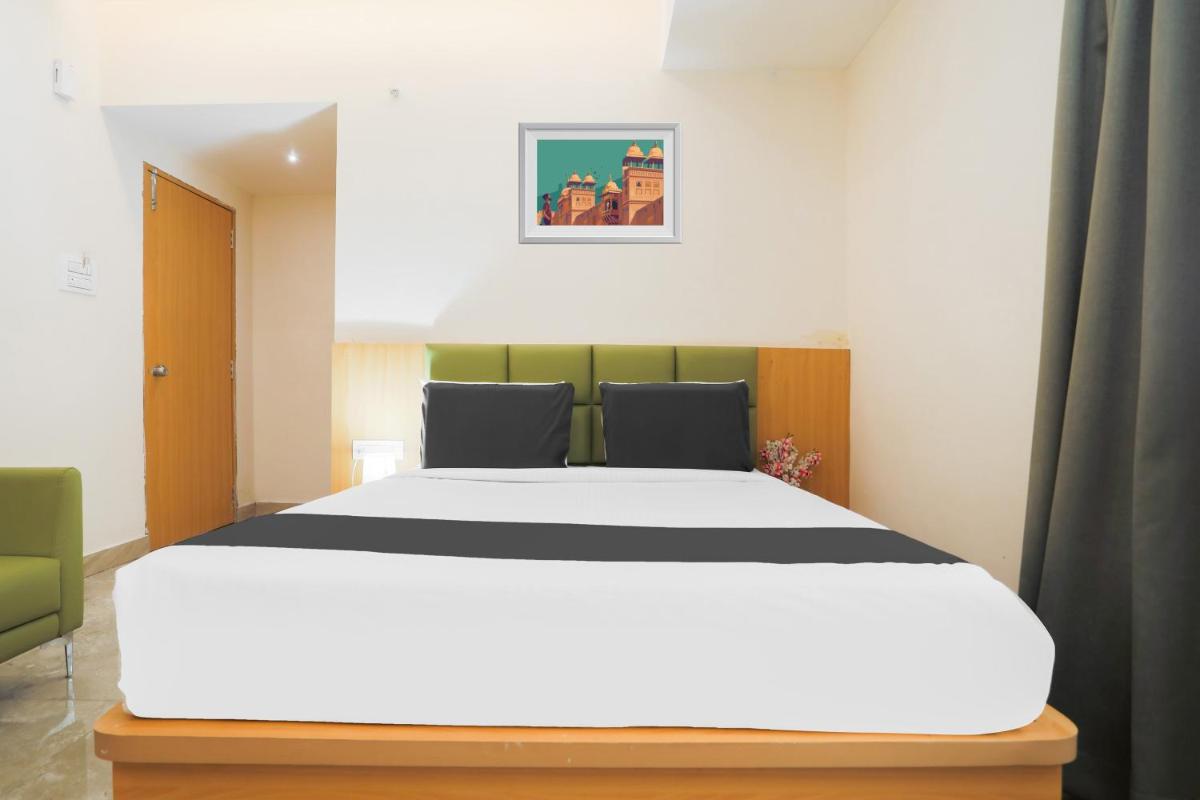 OYO Hotel S S COMFORTS