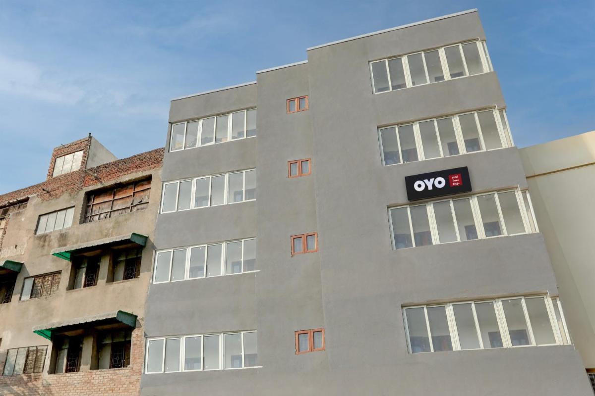 OYO Hotel Three King's