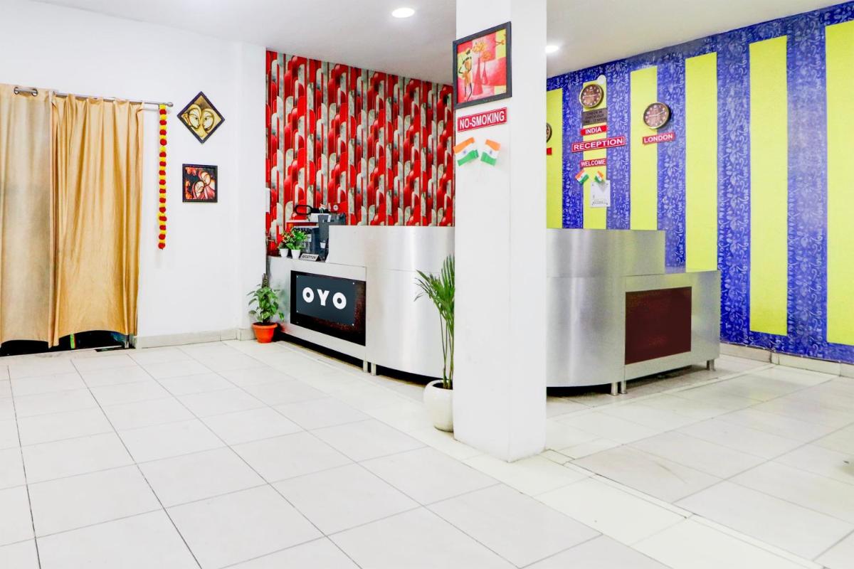 OYO Hotel Viraj Palace