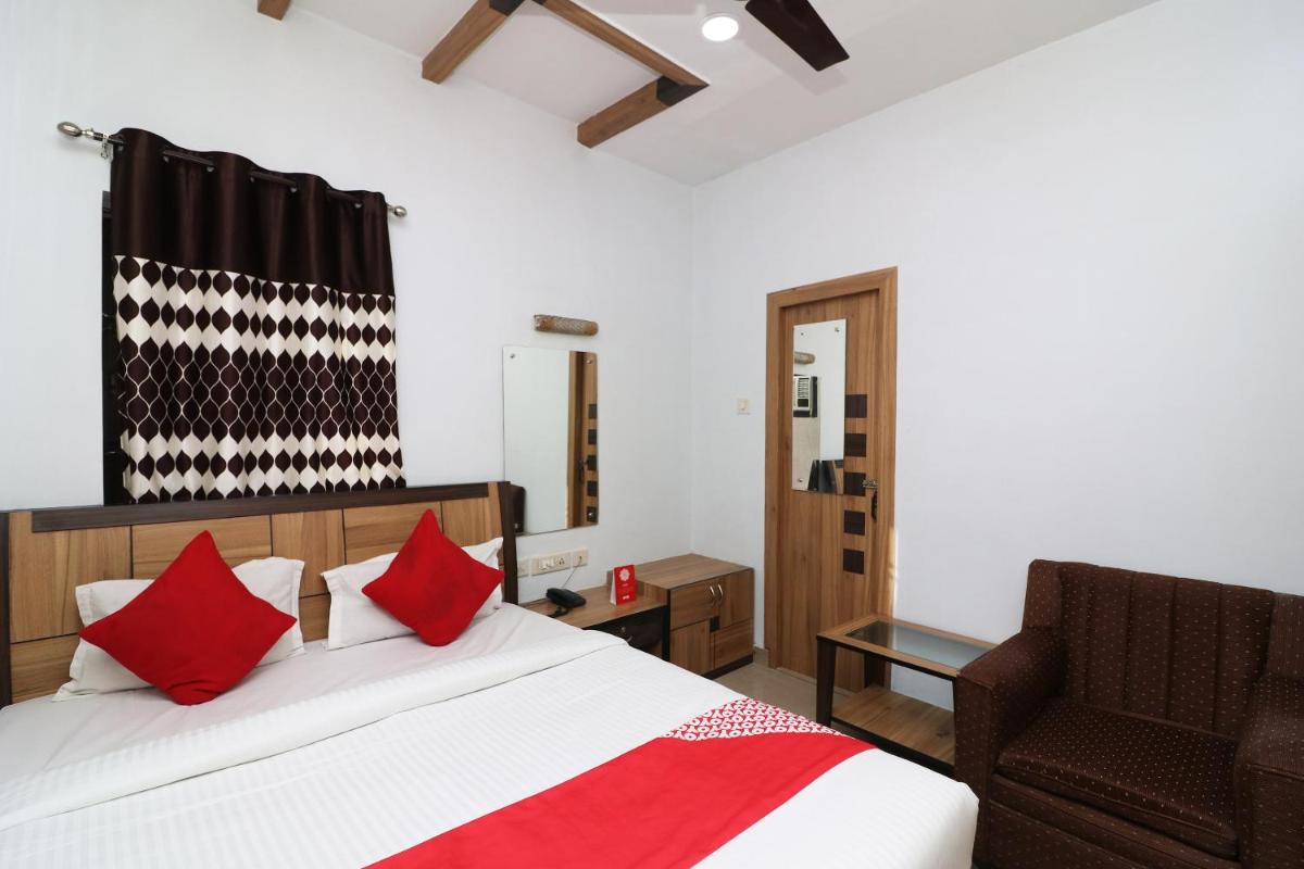 OYO LIVE IN GUEST HOUSE
