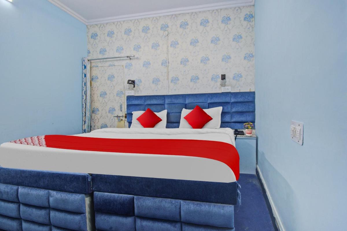 OYO Meenu Inn