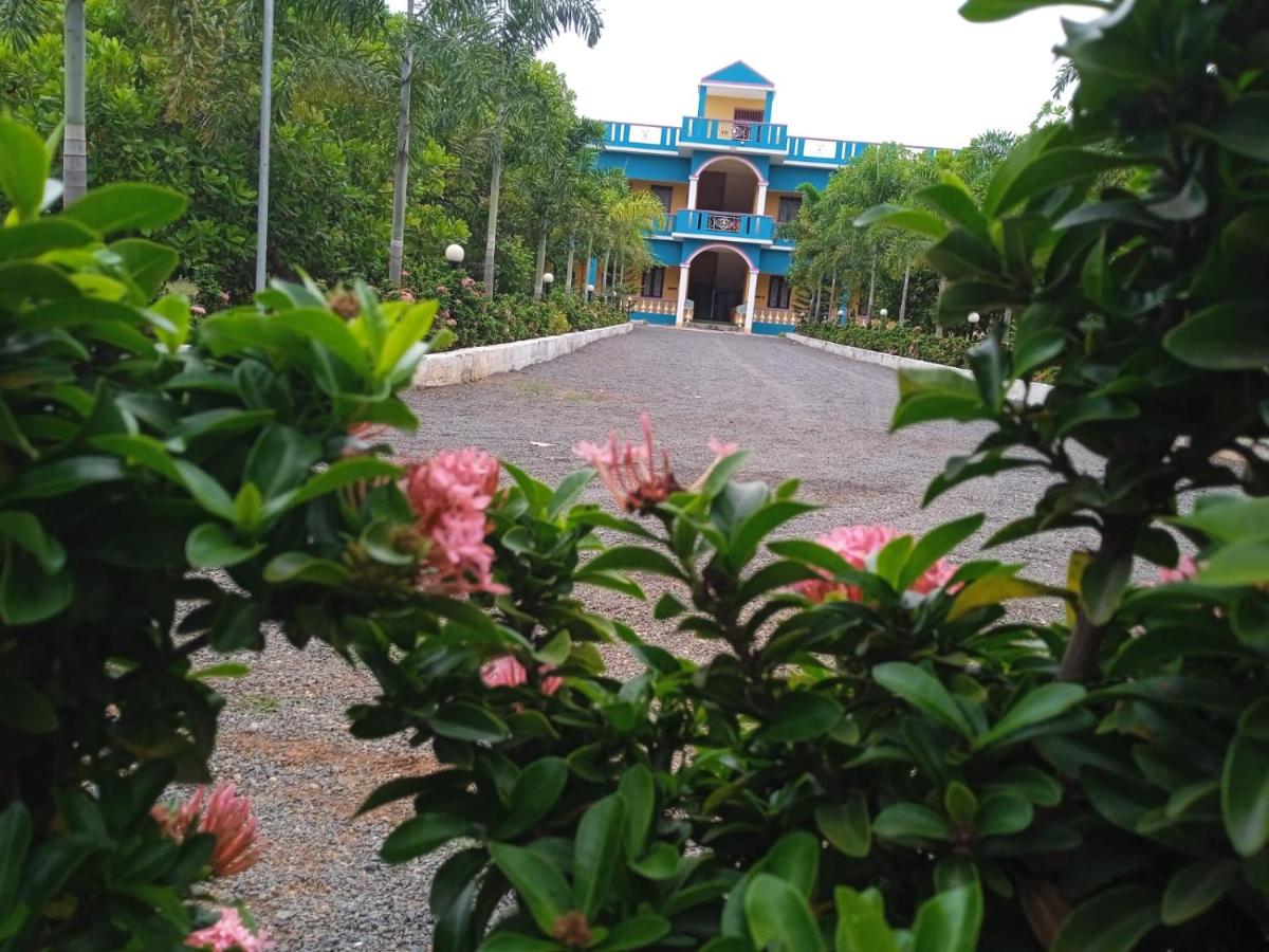 Paradise Forest Resort