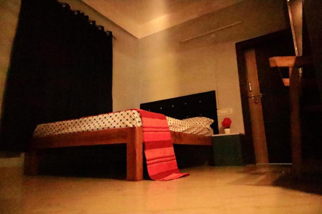 Pinks homestay AC Rs 400 per day