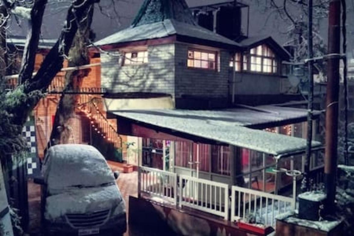 Plush drive-in Downtown Villa by Kalawati Homes.