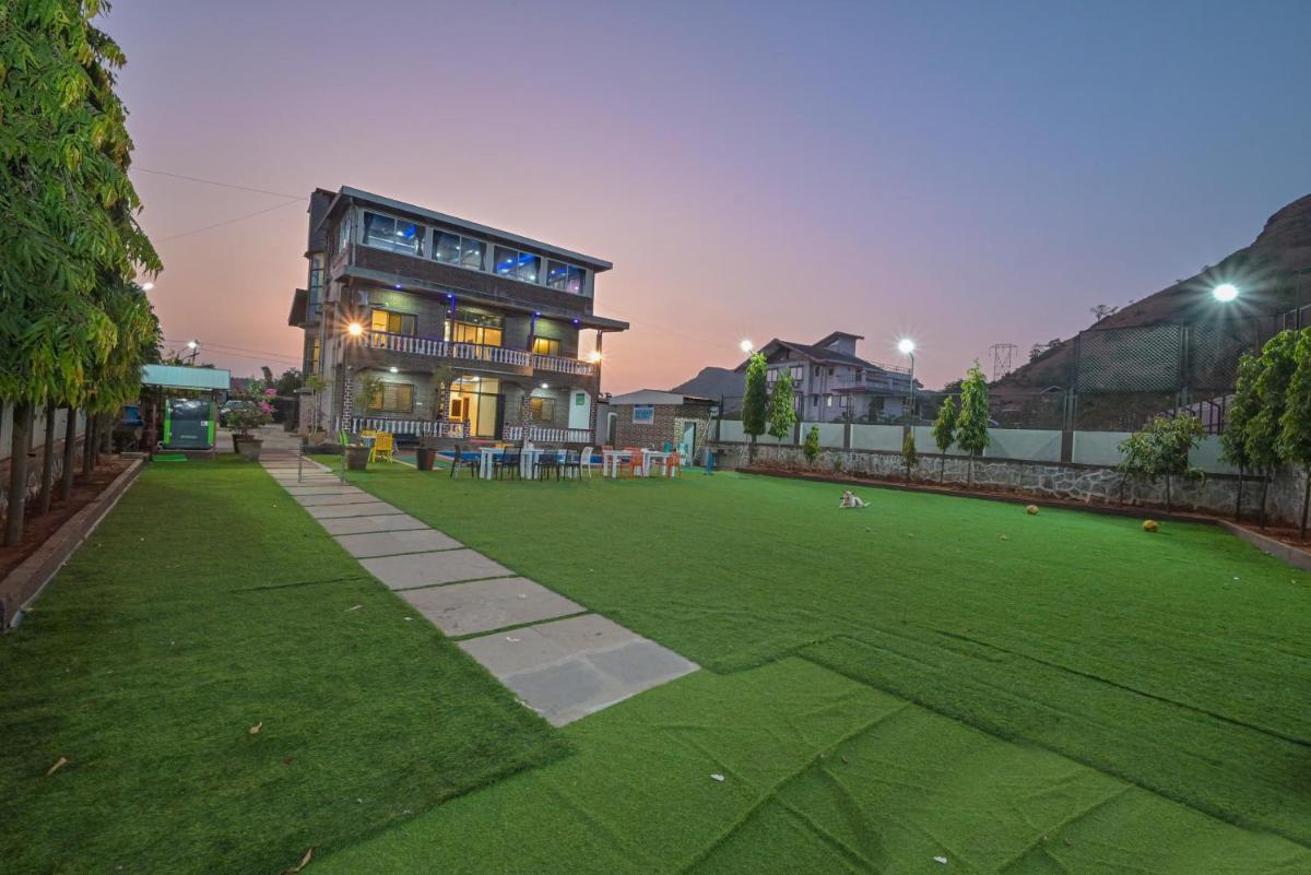 Royal Oasis Villa