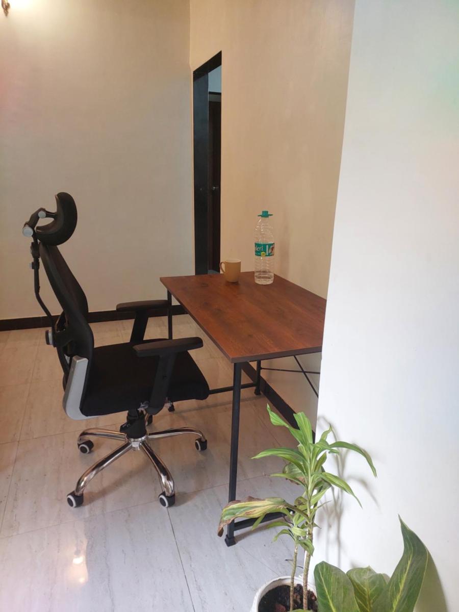 RST's 1BHK Den