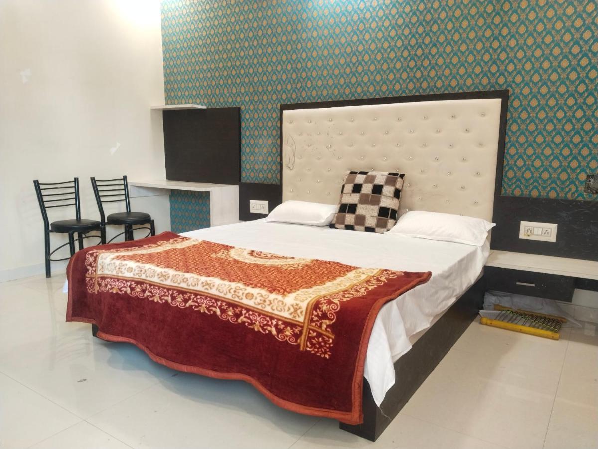 Saanidhya home stay