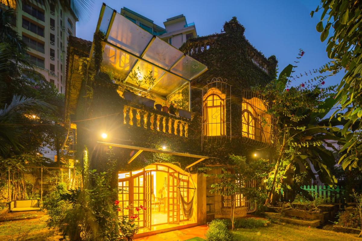 SaffronStays Birdsong, Madh - pet-friendly villa at Madh Island