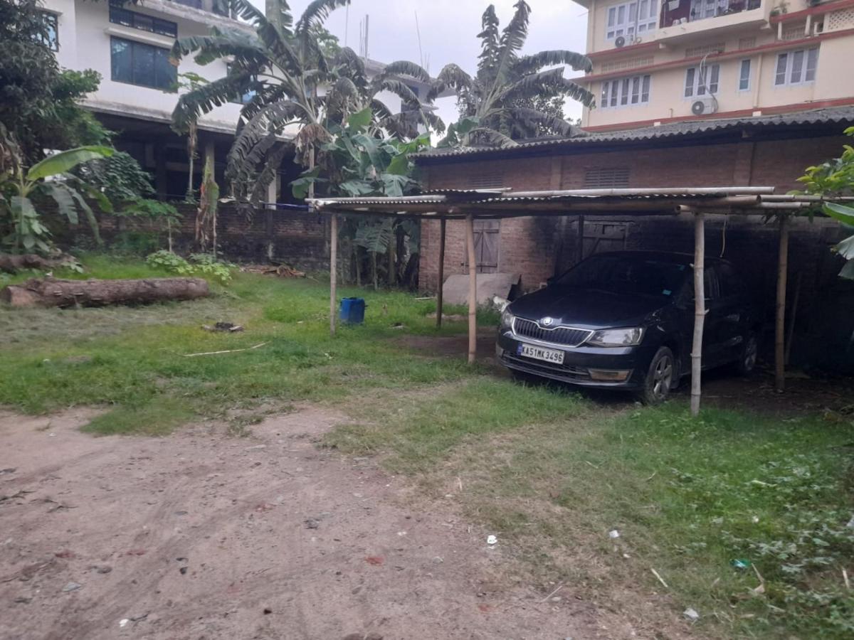 Serenity Homestay only for families and Females