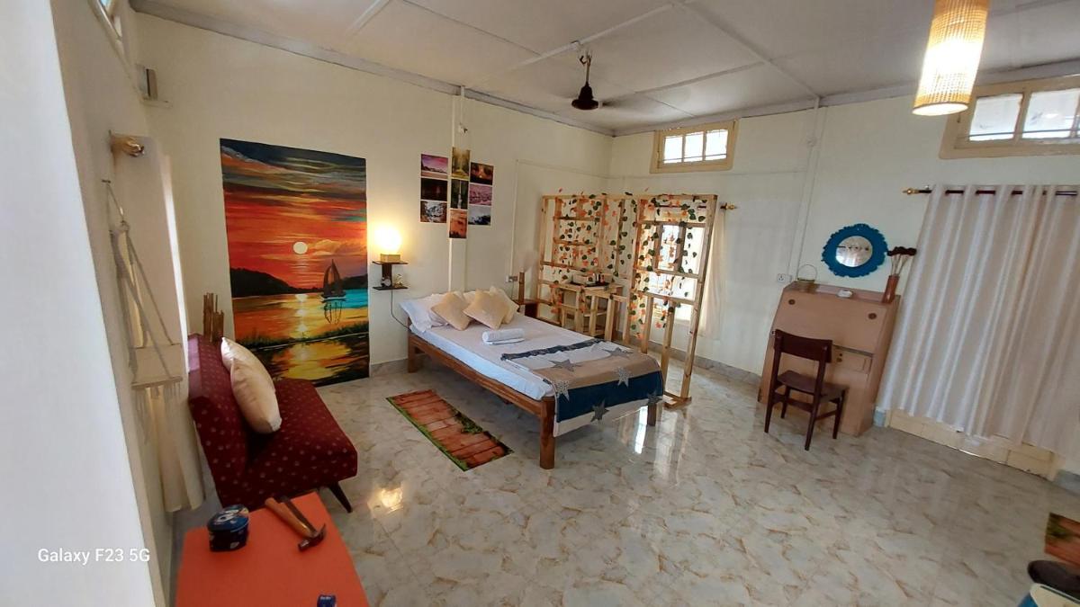SHREE HOMES- STUDIO ROOM
