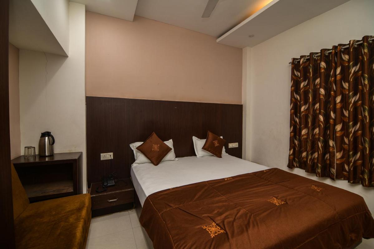 Shree Ram Hotel