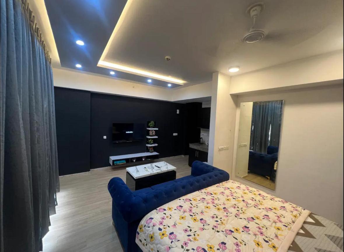 Signature Inn Lucknow