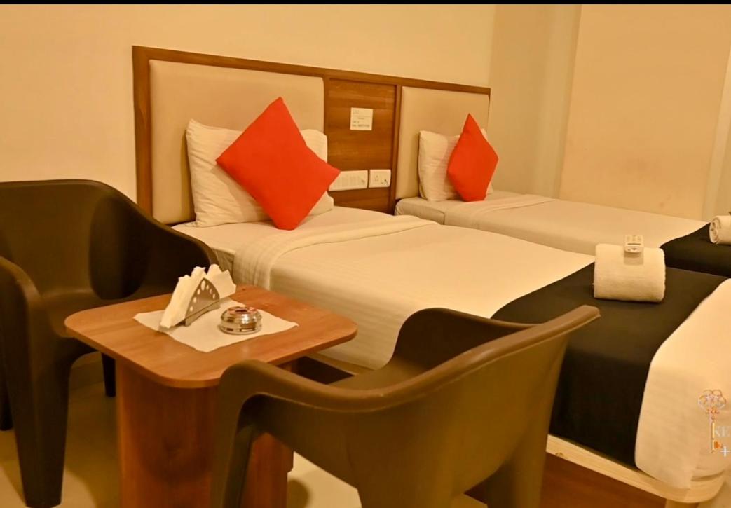 Silver Key Suites