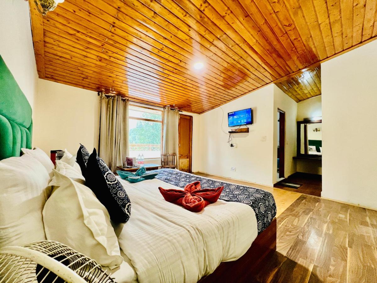 Silver Land - Near Volvo Bus stand, Manali