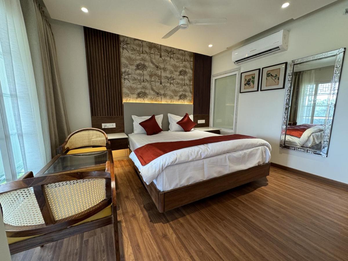 Sky Suites By The Lazy Host