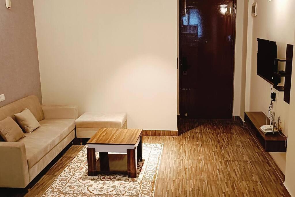 Snooze Living Santorini AC in Master