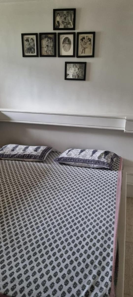 Sri Era 1bhk with shared kitchen Females ONLY property