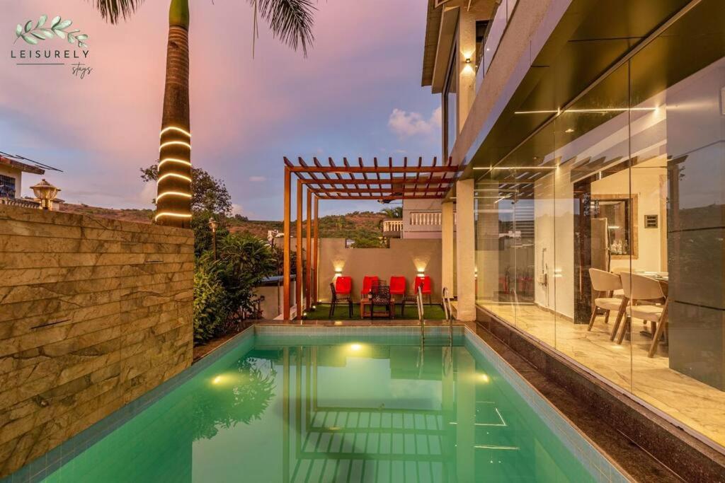 Stay Leisurely Villa Macarena Pool 4BHK, Lonavala