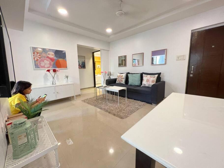 Sterling 102, off Carter Road, Bandra West by Connekt Homes