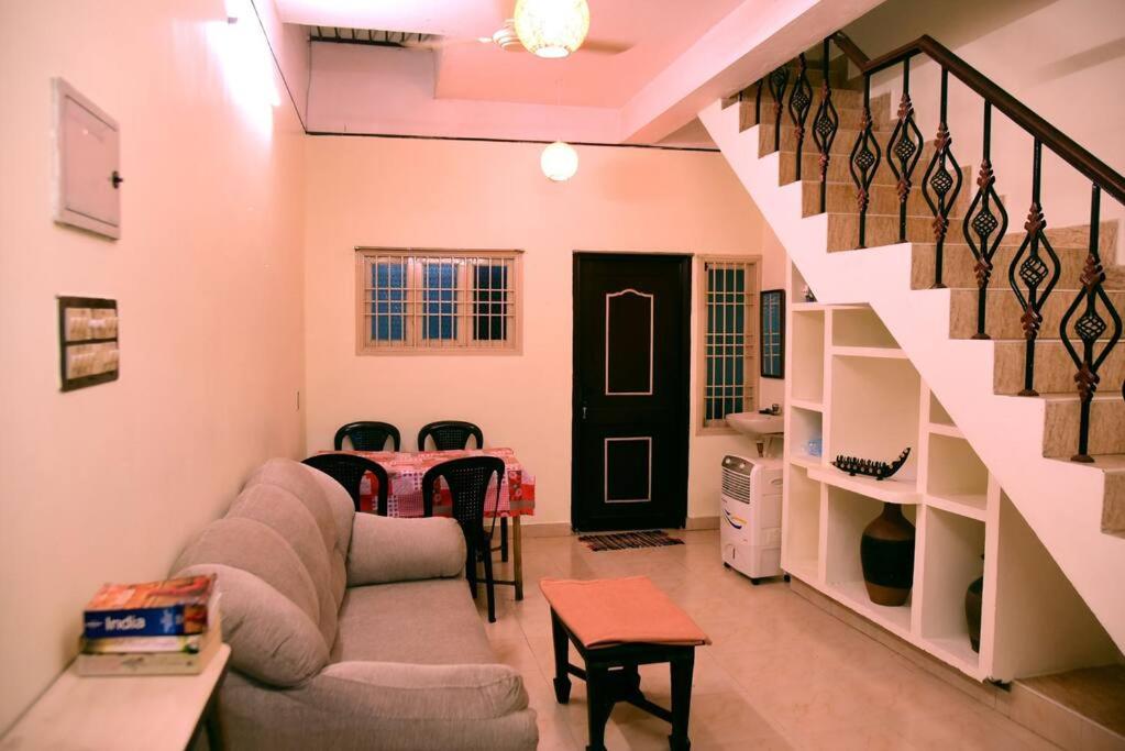 Steve homestay, near white town, near rock beach