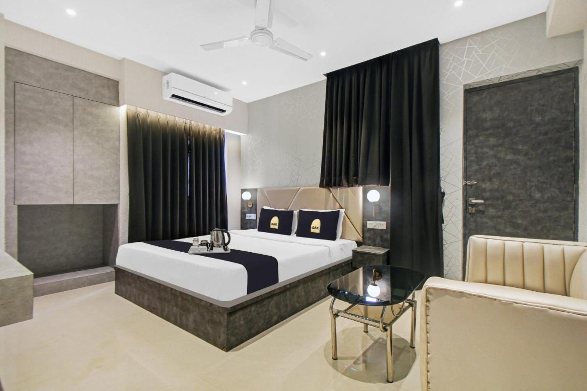 Super Townhouse Oak Hotel Lake View Royal Near Science City