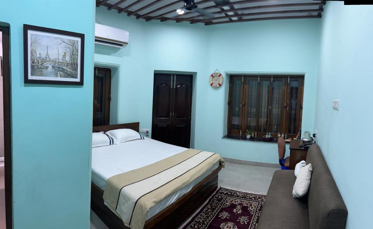 Teakwood Suite - Nokha House