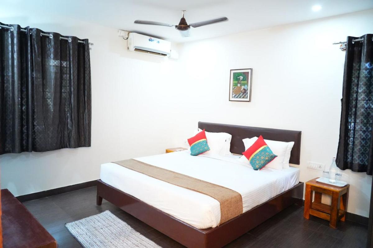 The Apple Tree Apart Hotel